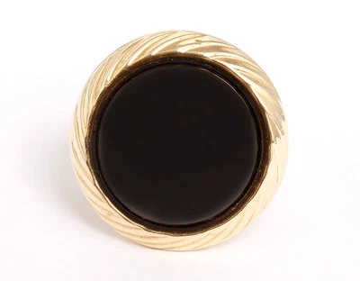 Impresionante Anillo Cúpula Oro Amarillo 14k y Ónix Negro Talla 6 Foto 1 de 4