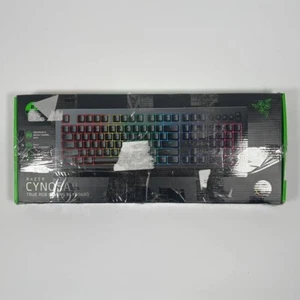 Razer Cynosa V2 Gaming Keyboard: Customizable Chroma RGB Lighting - Individually - Foto 1 di 8