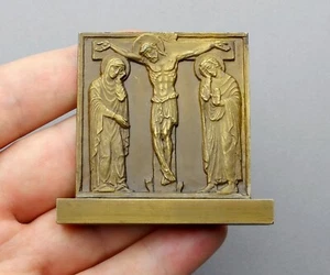 Antique Religious Large Medal. Jesus Christ. Mary & John the Apostle. By Dropsy. - Picture 1 of 6