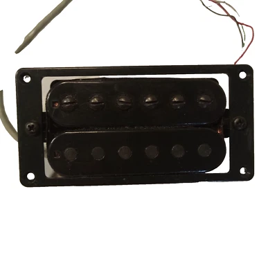Pastilla Peavey Humbucker Bridge - Usada en el Peavey Impact Torino y Odyssey, Foto 1 de 4