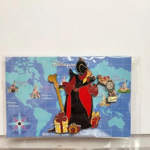 Disney DLP 30 Christmas Aladdin LE 425 pin - Picture 1 of 1