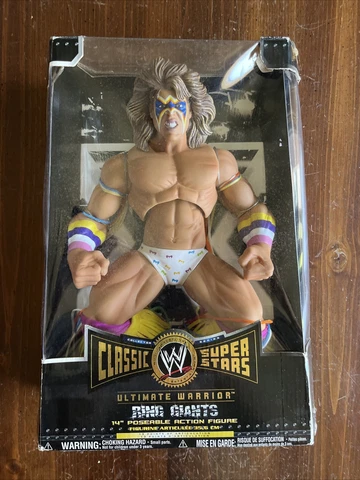 WWE ULTIMATE WARRIOR Jakks Classics Ring Giants Figure 14” Sealed 2005 Cover