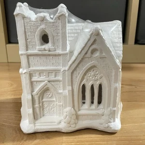 California Creations CITY CHURCH 97011 Village Creative Crafts Ready To Paint - Picture 1 of 6