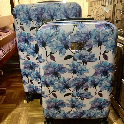 Bebe - 2 Piece Hardside Spinner Luggage Set (Purple/Blue Floral) - Image 1 of 3