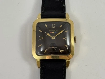 Cuerda manual Benrus vintage - 17 joyas - 30 mm - funciona, necesita servicio Foto 1 de 4