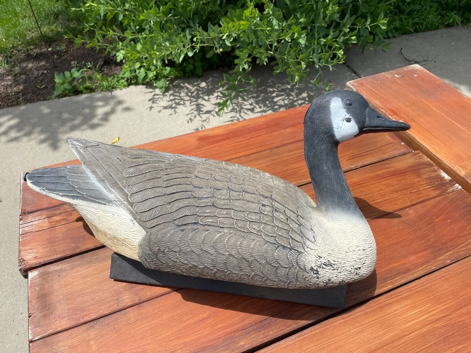 Flambeau Large Detailed 25" Canadian Goose Hunting Floating Water Decoy U.S.A. - Image 1 of 4