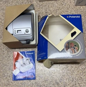 Polaroid One600 Ultra Instant Film Camera - Picture 1 of 5