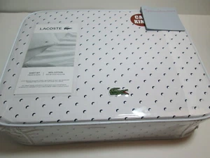 NEW Lacoste Cal King Sheet Set Golf Texture ~ Navy on White NIP - Picture 1 of 3
