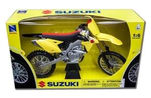 NEW RAY 2014 SUZUKI RM-Z450 DIRT BIKE MOTORCYCLE 1/6 YELLOW 49473 - Picture 1 of 1