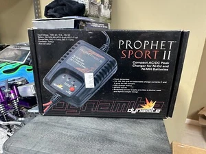 Dynamite Prophet Sport II Compact AC DC Charger Ni-Cd Ni-MH DYN4077 - Picture 1 of 2