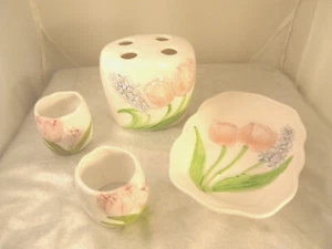 NEU VINTAGE BADESET OTAGIRI JAPAN, MARY ANNE BAKER HANDBEMALT GEPRÄGTE TULPEN - Bild 1 von 11