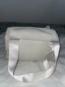GYMSHARK Everyday Mini Holdall Bag Cream Gym Bag Pre-owned - Picture 1 of 5