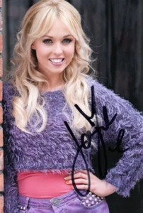 HOLLYOAKS: JORGIE PORTER 'THERESA McQUEEN' SIGNED 6x4 PORTRAIT PHOTO+COA *PROOF* - Picture 1 of 2