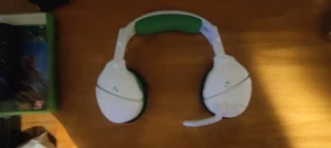 Auriculares inalámbricos para juegos Turtle Beach Stealth 600 Gen 2 - blancos/verdes - Imagen 1 de 10