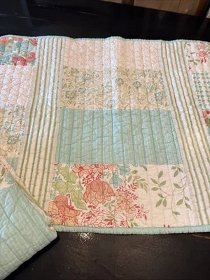 Martha Stewart 系列格子花卉破旧绗缝标准 Shams (a5 — 第 1/4 张图片