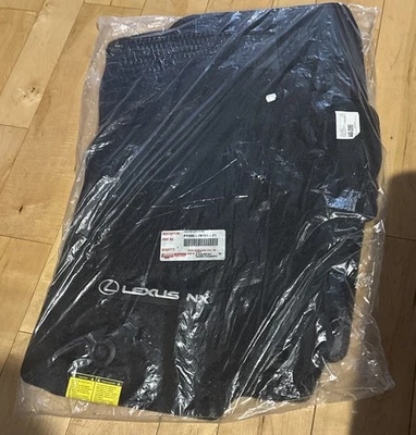 ОРИГИНАЛЬНЫЙ ЗАВОДСКОЙ КОМПЛЕКТ НАПОЛЬНЫХ КОВРИКОВ LEXUS 2015-2019 NX200T NX300H ЧЕРНЫЕ С КРАСНОЙ СТРОЧКОЙ - Изображение 1 из 4