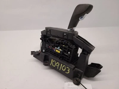 2010 10 CHEVROLET EQUINOX Automatic Transmission Shift Assembly OEM Shifter - Image 1 of 4