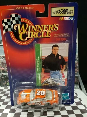 1/64 Winners Circle JGR Home Depot #20 Tony Stewart con tarjeta de coleccionista y soporte Foto 1 de 4