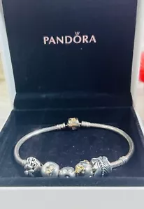 Bracciale Pandora con fibbia in oro 14k e ciondoli 5 taglia 8"" autentico - Foto 1 di 11