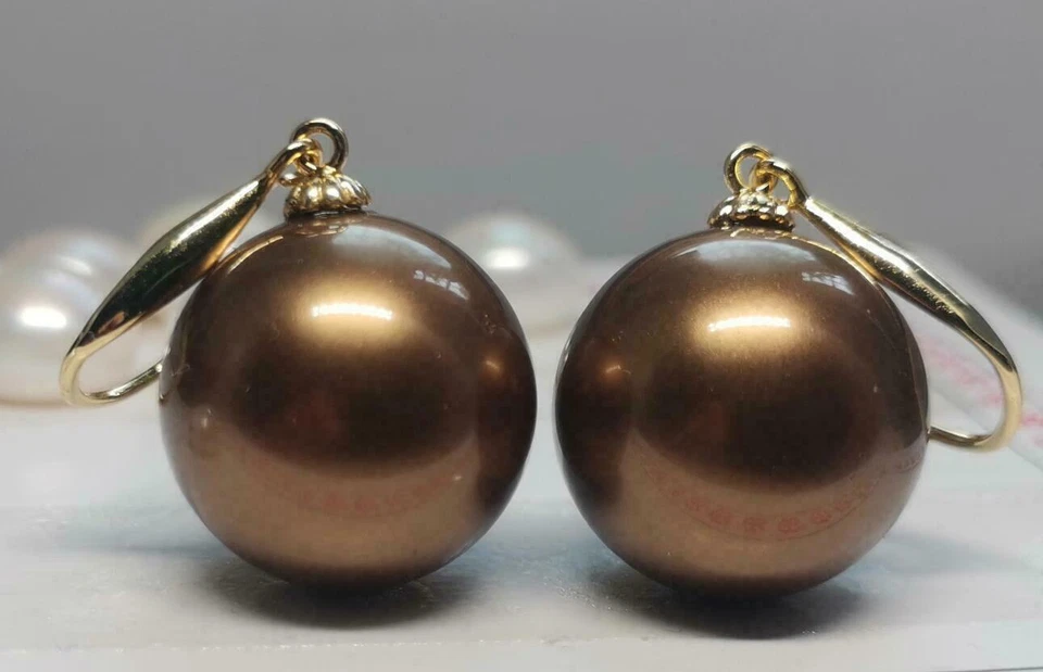 Enormes aretes de perlas naturales AAA de 16 mm con concha de chocolate del Mar del Sur de oro amarillo de 14 k Foto 1 de 1