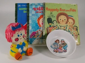LOTE DE 3 LIBROS DORADOS DE COLECCIÓN RAGGEDY ANN 1 cuenco para niños 1 muñeca de goma con chirrido LEER - Imagen 1 de 23