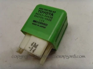 Relé Toyota Lexus Soarer 91-00 UZZ31 4.0 V8 88263-24030 - Imagen 1 de 2