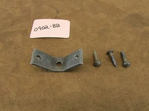 Victor Victrola Phonograph Cabinet Reinforcing Corner Bracket (0902-BB) - Picture 1 of 5
