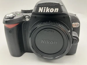 Nikon D60 10,2 megapixel fotocamera reflex digitale nera - solo corpo - Foto 1 di 6