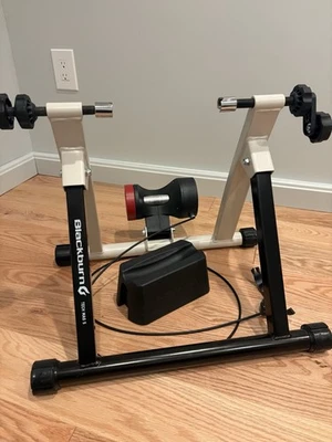 Blackburn Tech Mag 5 Magnetic Bike Trainer Stand - Image 1 of 4