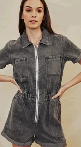 Neu KanCan Bridget Denim schwarzer Strampler mit Taschen, Größe Large $ 50,99 UVP - Bild 1 von 8