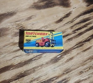 1972 Matchbox Superfast RED 15 FORK LIFT TRUCK Lansing Bagnail in Box CLEAN - Picture 1 of 17