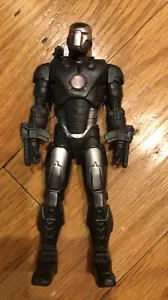 2015 MARVEL AVENGERS WAR MACHINE IRON MAN ACTION FIGURE - Foto 1 di 3