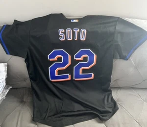 Juan Soto #22 New York Mets Men's Medium Black Jersey - Picture 1 of 2