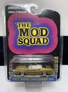 1/64 GREENLIGHT HOLLYWOOD MOD SQUAD 1971 DODGE CHALLENGER 340 CONVERTIBLE GOLD - Picture 1 of 3