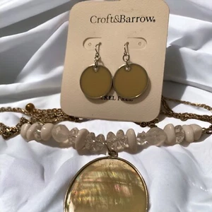 Collana e orecchini traforati vintage Croft & Barrow - Foto 1 di 1