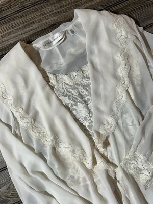 Victoria's Secret Marfil Satén Encaje Ribete Camisón Bata Conjunto Lencería XS/S Novia Foto 1 de 4