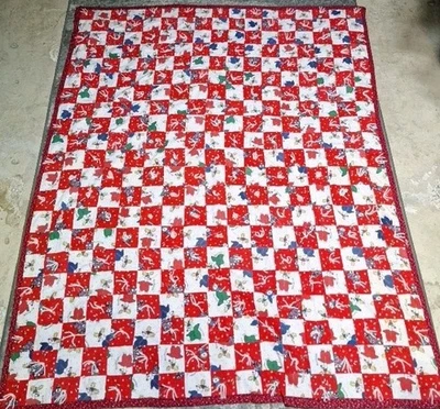 Edredón antiguo hecho a mano de Navidad 72"x58" principios del siglo XX buen estado  Foto 1 de 4