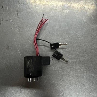 2002 Harley Davidson Sportster Ignition Switch with 2 Keys USED 71451-94A - Image 1 of 4