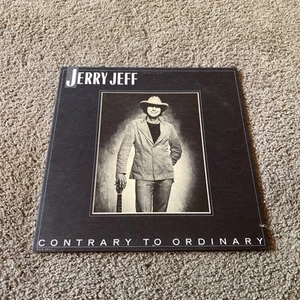 Jerry Jeff Walker, LP, VG++ Contrary To Ordinary, MCA-3041 With Poster Insert - Picture 1 of 8