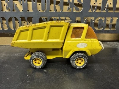 Vintage Tin Metal Tonka Yellow Dump Truck 9” - Image 1 of 4