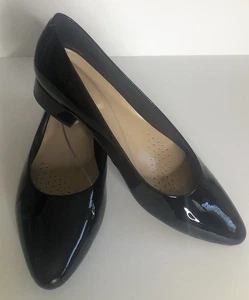 Easy Spirit Shoes 9.5 M Black Patent 1 inch Heel Pointed Toe w/Box Caldise - Picture 1 of 7