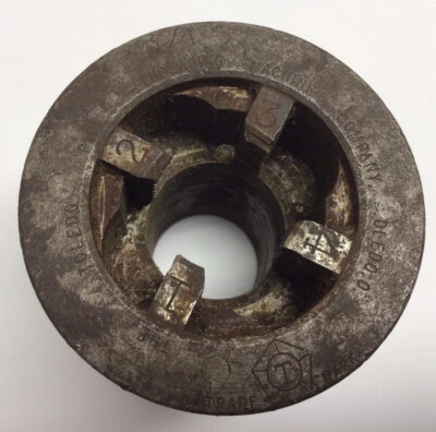 TOLEDO PIPE THREADING 3/4 NPT PIPE THREADING DIE ** - Image 1 of 4