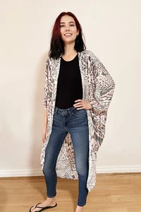 NWT Ella Animal Print Long Cape OS - Picture 1 of 3