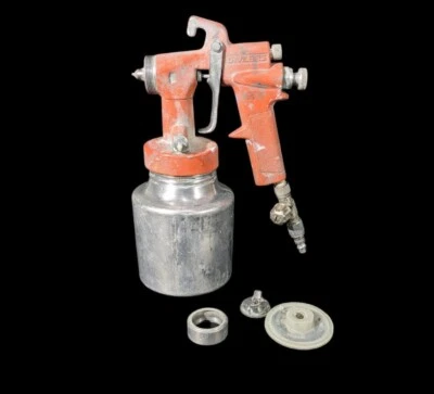 DeVILBISS Paint Sprayer Vintage Spray Gun Model SBG-510 with Canister - Image 1 of 4