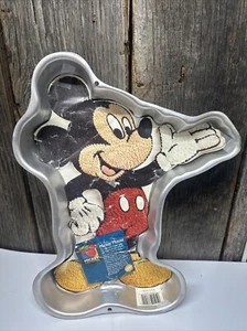 Wilton Vintage Disney Mickey Mouse Cake Pan - 1995 - Picture 1 of 5