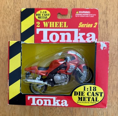 NEW Maisto 2-Wheel Tonka Triumph RS 955i 1/18 Diecast Metal Motorcycle Series 2 - Image 1 of 3
