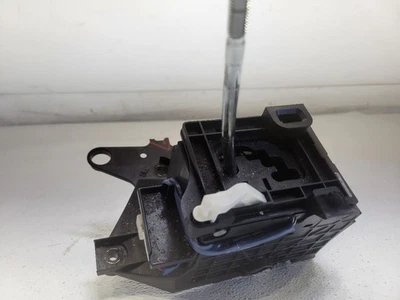 Lexus GS300 2006 tracción trasera palanca de cambios palanca de cambios *clips rotos* Foto 1 de 4