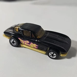 Hot Wheels '63 1979 Corvetta Finestra Spaccata Nero Viola Fiamme Oro Diecast Auto - Foto 1 di 10
