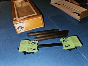 TYCO LOG CAR WITH LOGS, NO CHAINS, VERY GOOD CONDITION, BOX IS FAIR - Picture 1 of 5