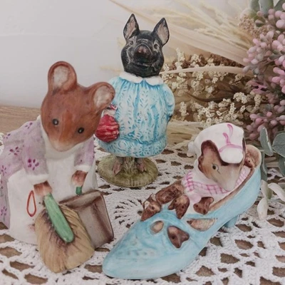 Beswick Beatrix Potter 3 Figurines Pig Wig Hunca Munca Sweeping Old Woman Shoe - image 1 of 4
